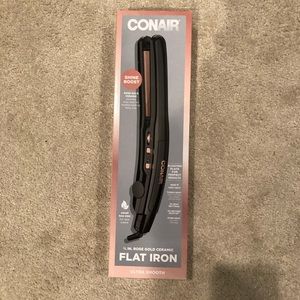 Conair 3/4 in Rose Gold Flat Iron - NWOT
